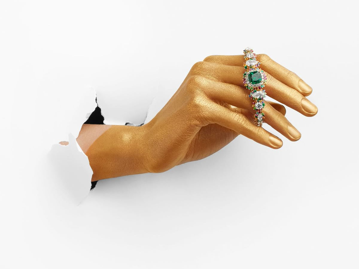 The World of High-Quality Gemstones and Crystals in the UAE and UK