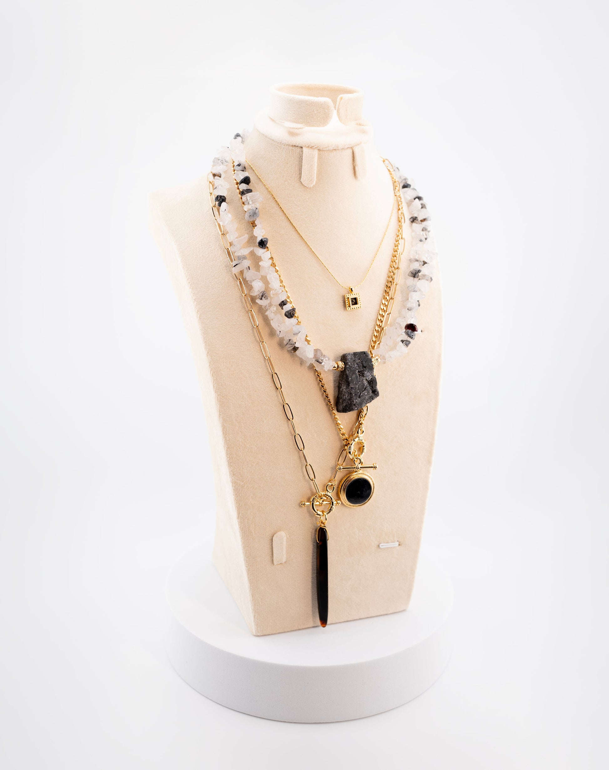 Layered Boho Gemstone Statement Necklace for Women – Natural Crystal Chunk, Gold Chain, Black Pendant, Unique Handmade Jewelry – Trendy Bohemian Multi-Strand Necklace for Gifts & Fashion