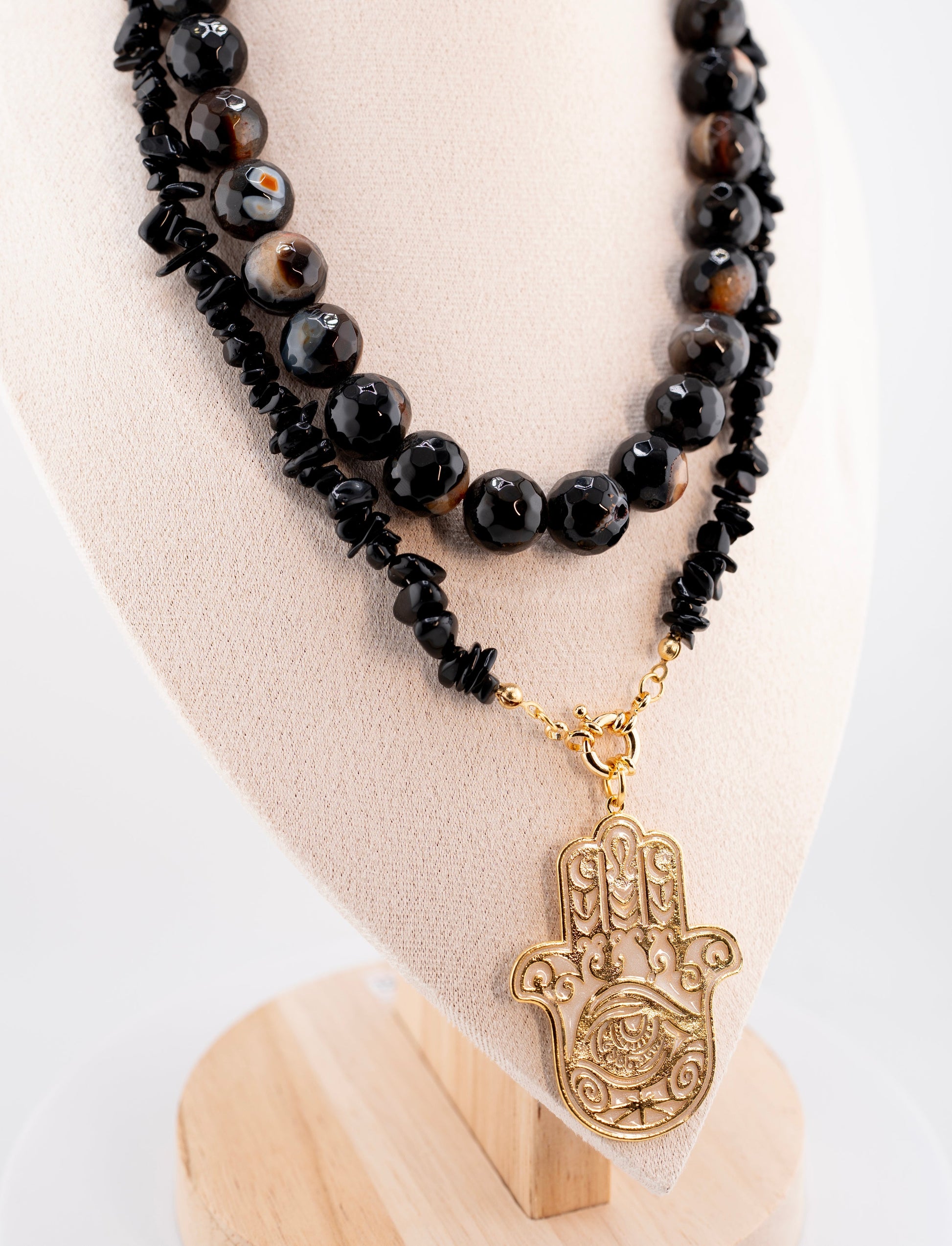 Handmade Black Onyx & Tiger Eye Beaded Necklace – Double Layer with Gold Hamsa Hand Pendant – Natural Gemstone Healing Jewelry for Protection & Energy – Unisex Spiritual Necklace