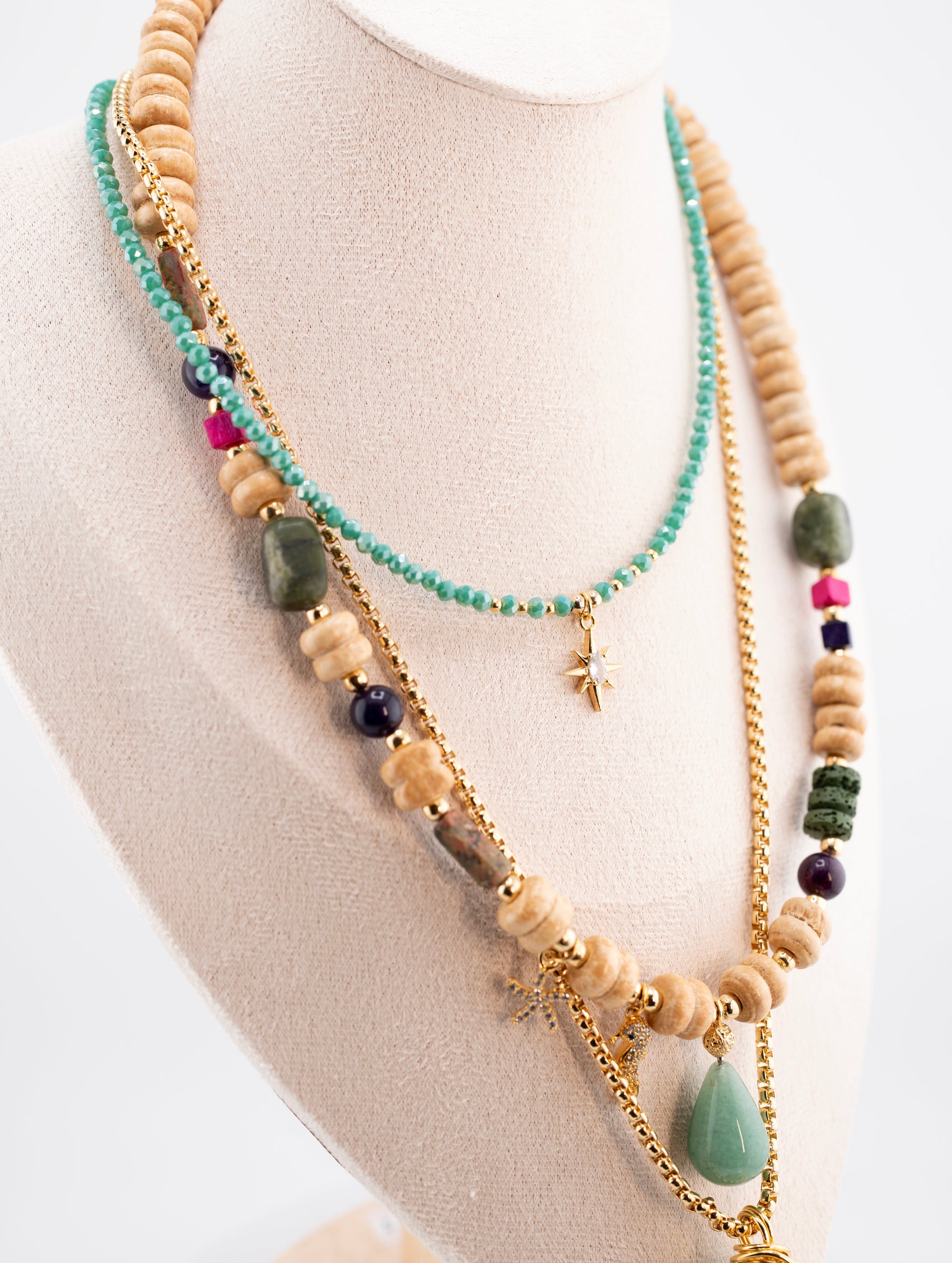 Beaded Necklace with Green Gemstone Pendant – Handmade African-Inspired Jewelry with Stainless Steel Charm – Unisex Spiritual Gift