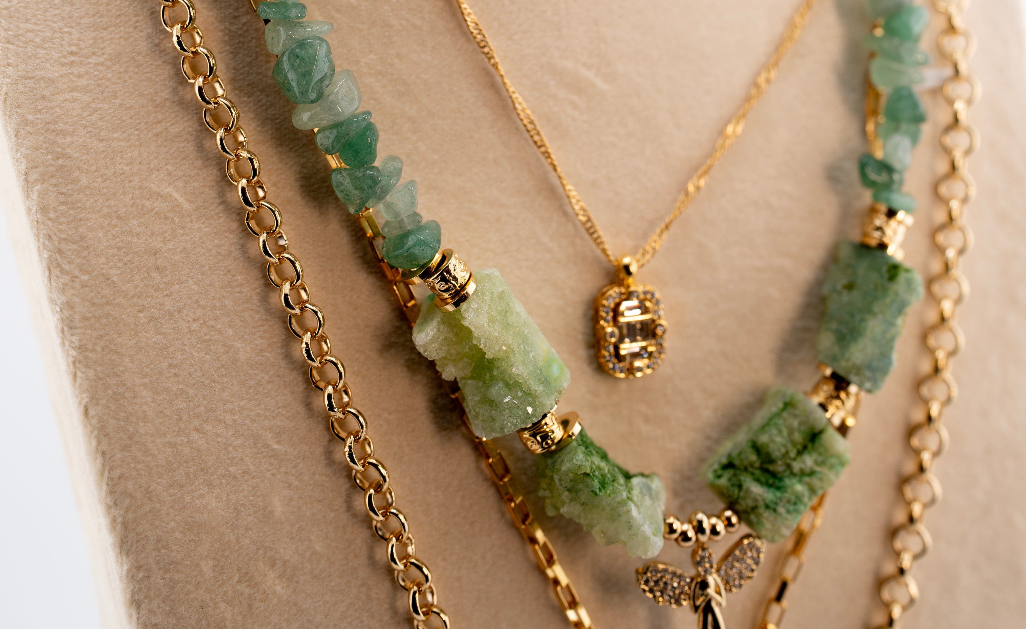 Layered Green Gemstone Boho Necklace for Women – Handmade Multi-Strand Natural Crystal Pendant Jewelry with Gold Chain – Trendy Fashion Statement Necklace, Unique Gift for Her