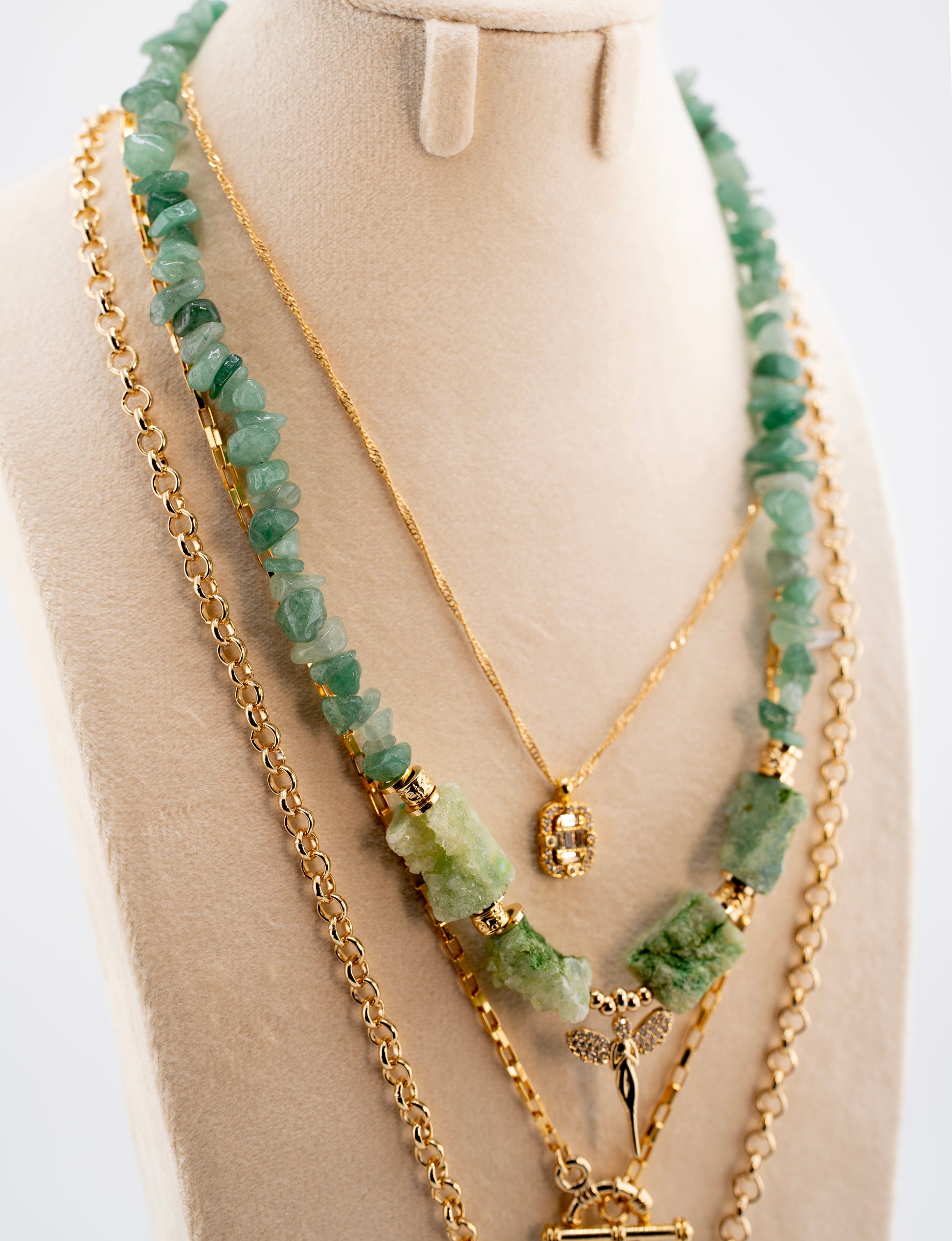 Layered Green Gemstone Boho Necklace for Women – Handmade Multi-Strand Natural Crystal Pendant Jewelry with Gold Chain – Trendy Fashion Statement Necklace, Unique Gift for Her