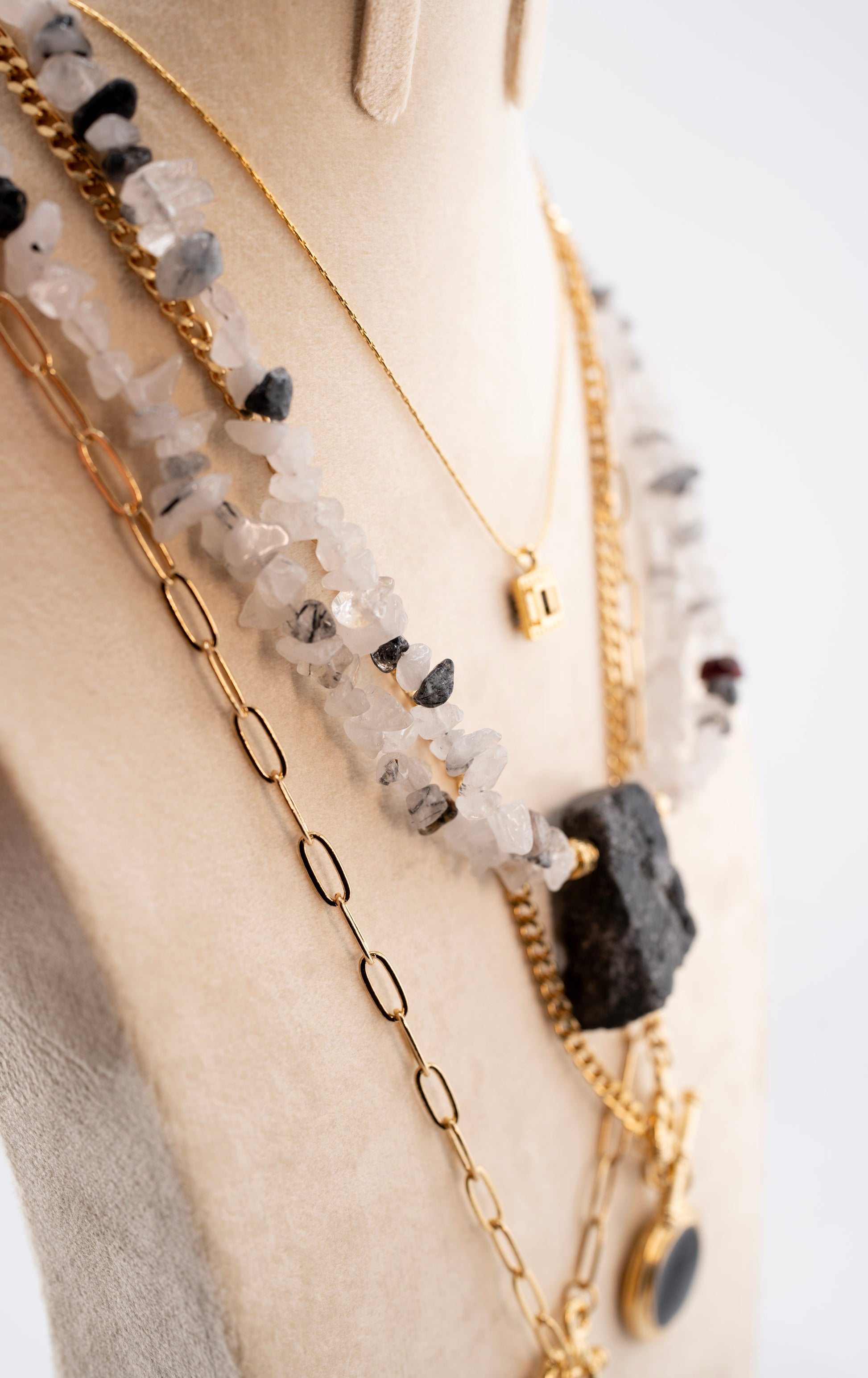 Layered Boho Gemstone Statement Necklace for Women – Natural Crystal Chunk, Gold Chain, Black Pendant, Unique Handmade Jewelry – Trendy Bohemian Multi-Strand Necklace for Gifts & Fashion
