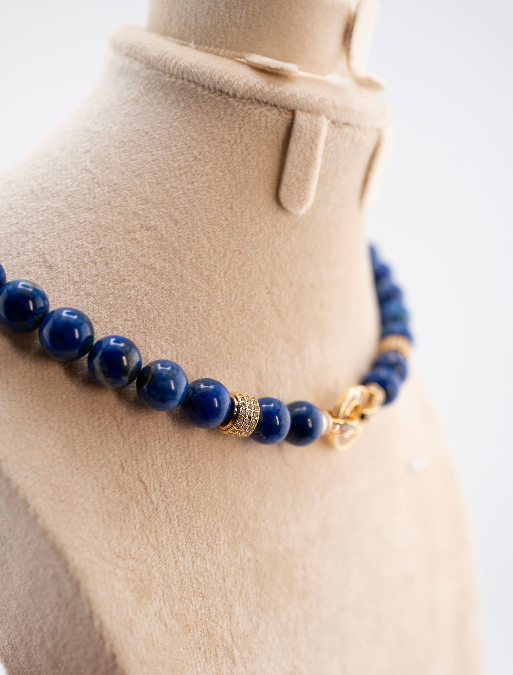 Lapis Lazuli Beaded Necklace with Gold Toggle Clasp – Natural Blue Gemstone Jewelry for Women – Handmade Statement Crystal Choker, Spiritual Healing Gift