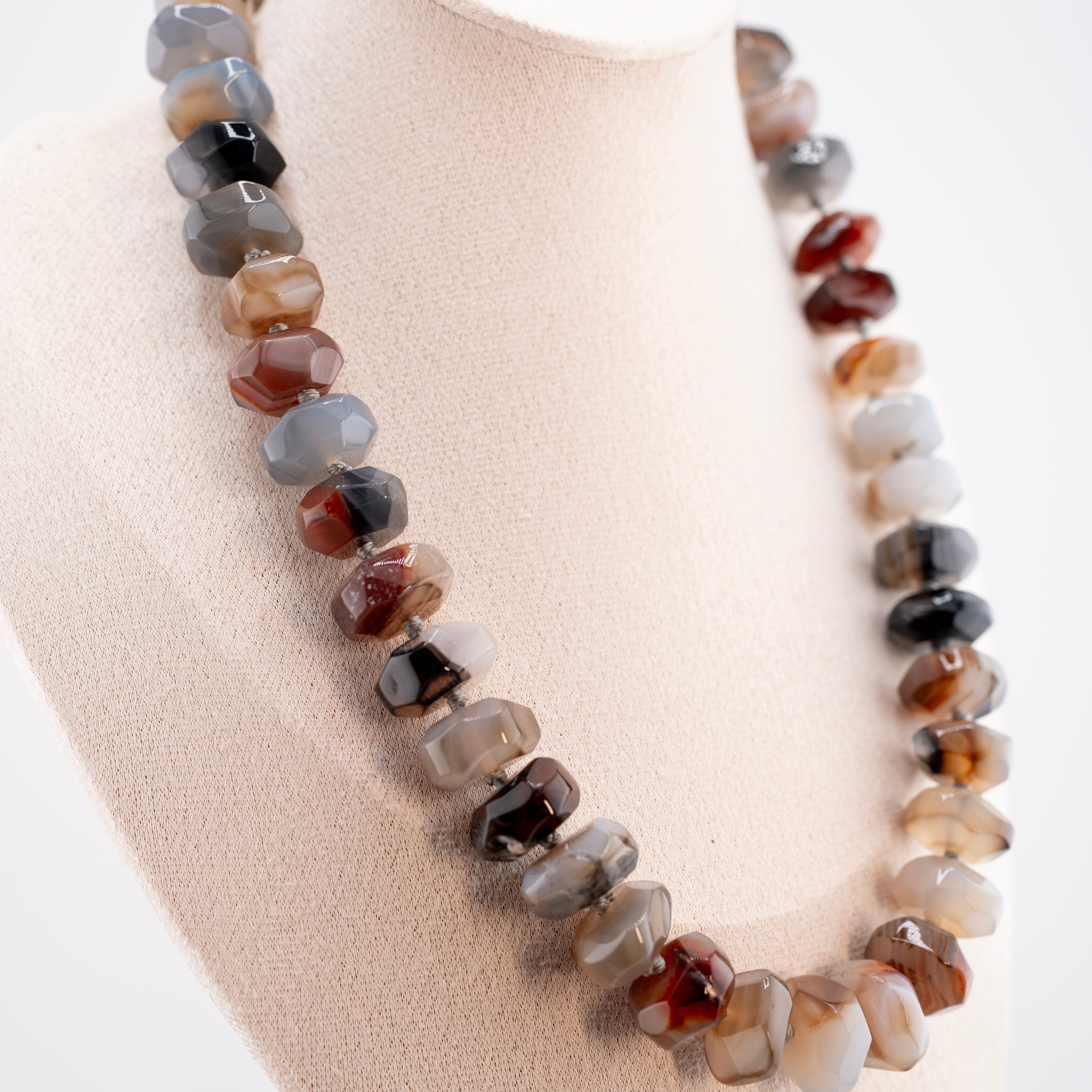 Chunky Faceted Agate Necklace for Women – Natural Multicolor Gemstone Beads – Handmade Statement Earth Tone Crystal Jewelry, Boho Healing Stone Choker