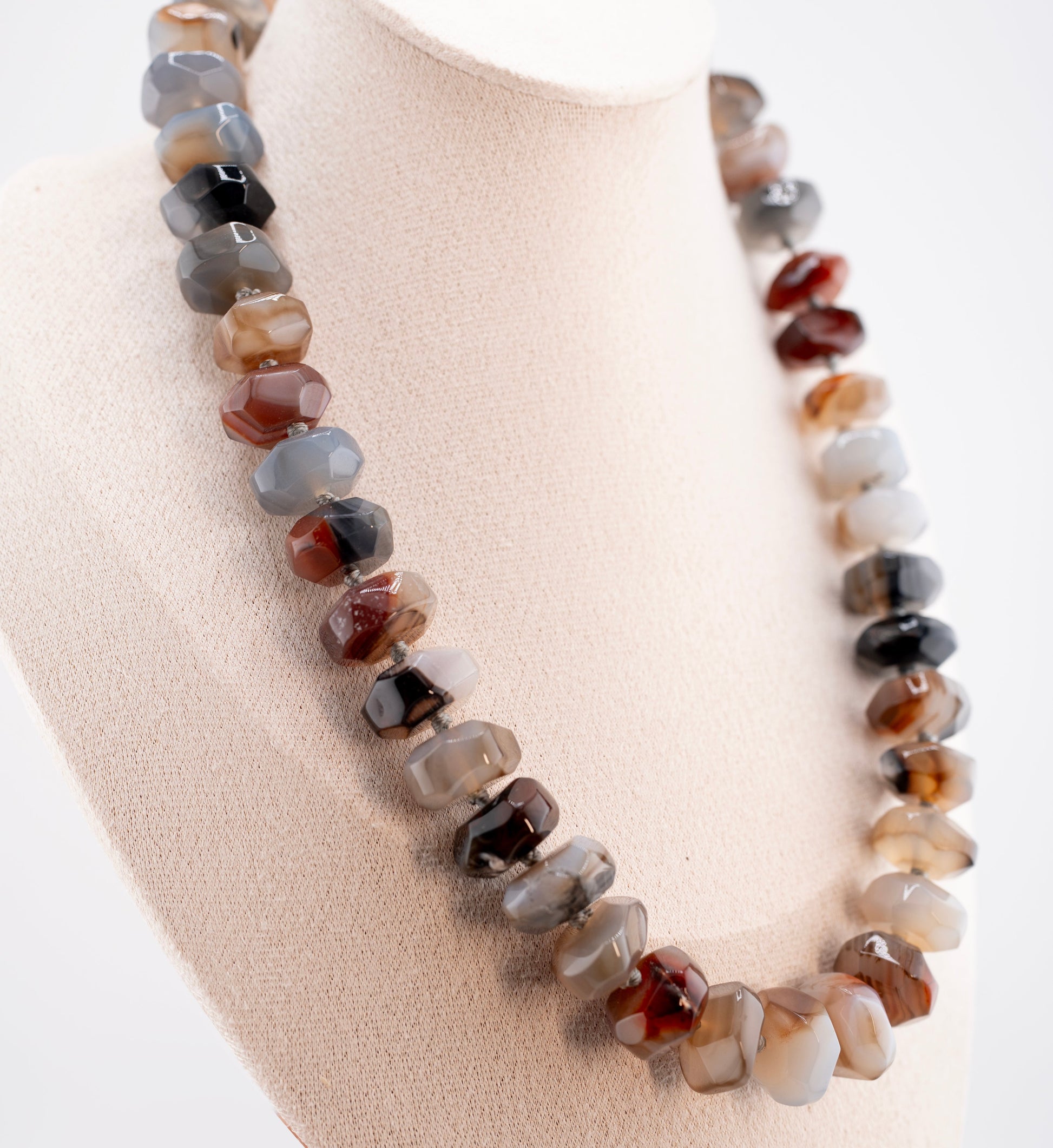 Chunky Faceted Agate Necklace for Women – Natural Multicolor Gemstone Beads – Handmade Statement Earth Tone Crystal Jewelry, Boho Healing Stone Choker