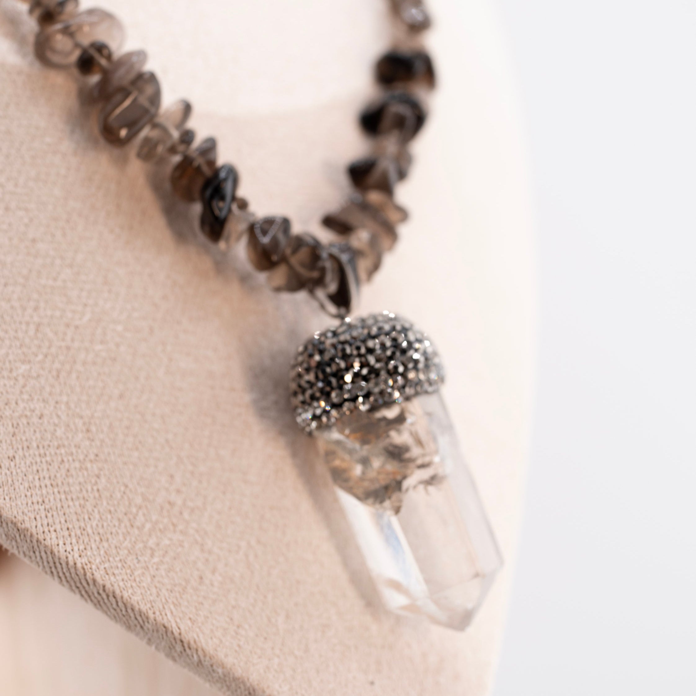 Smoky Quartz Chip Necklace with Raw Clear Quartz Crystal Pendant – Handmade Boho Healing Jewelry for Women – Energy Stone Necklace with Rhinestone Cap