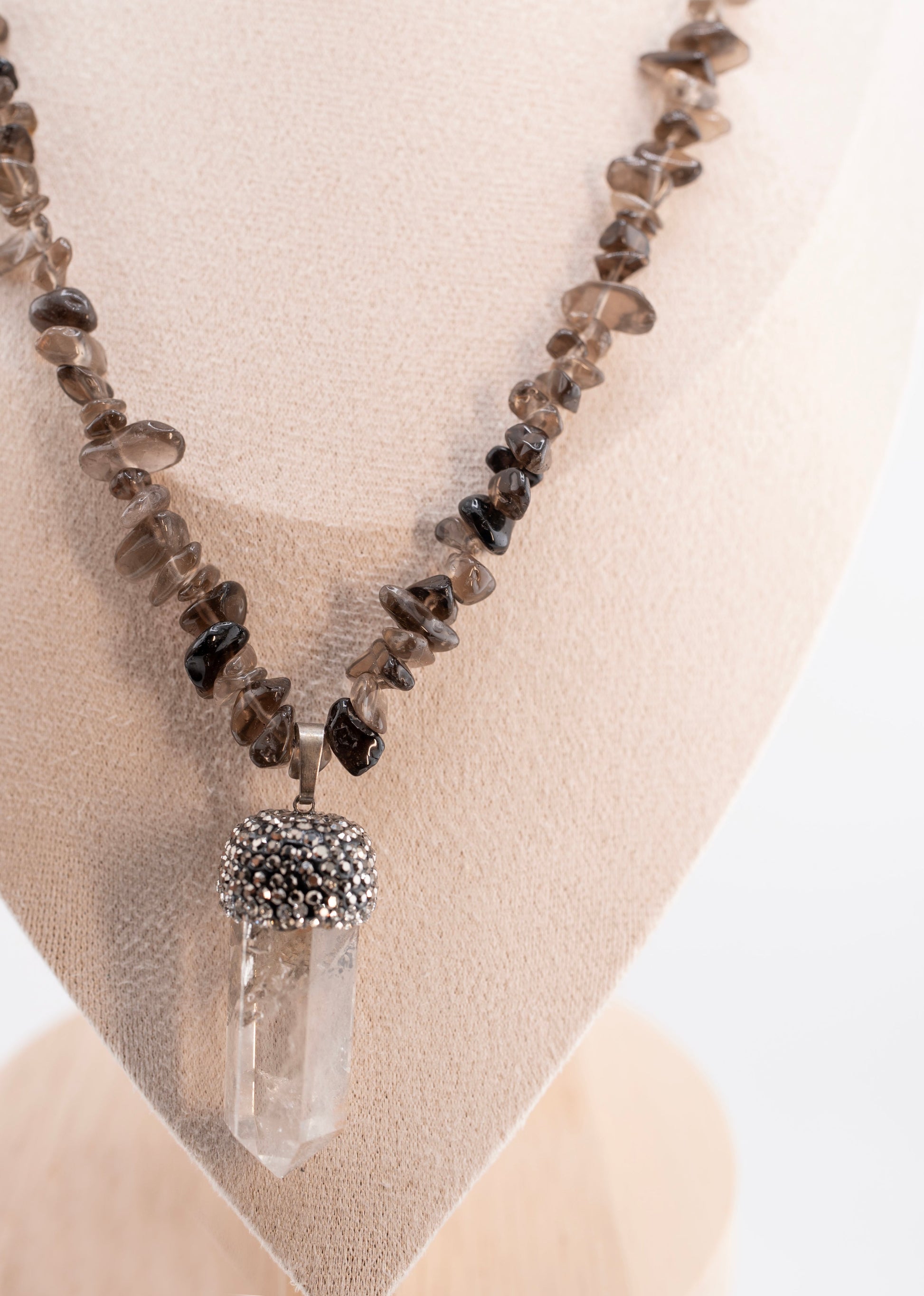 Smoky Quartz Chip Necklace with Raw Clear Quartz Crystal Pendant – Handmade Boho Healing Jewelry for Women – Energy Stone Necklace with Rhinestone Cap