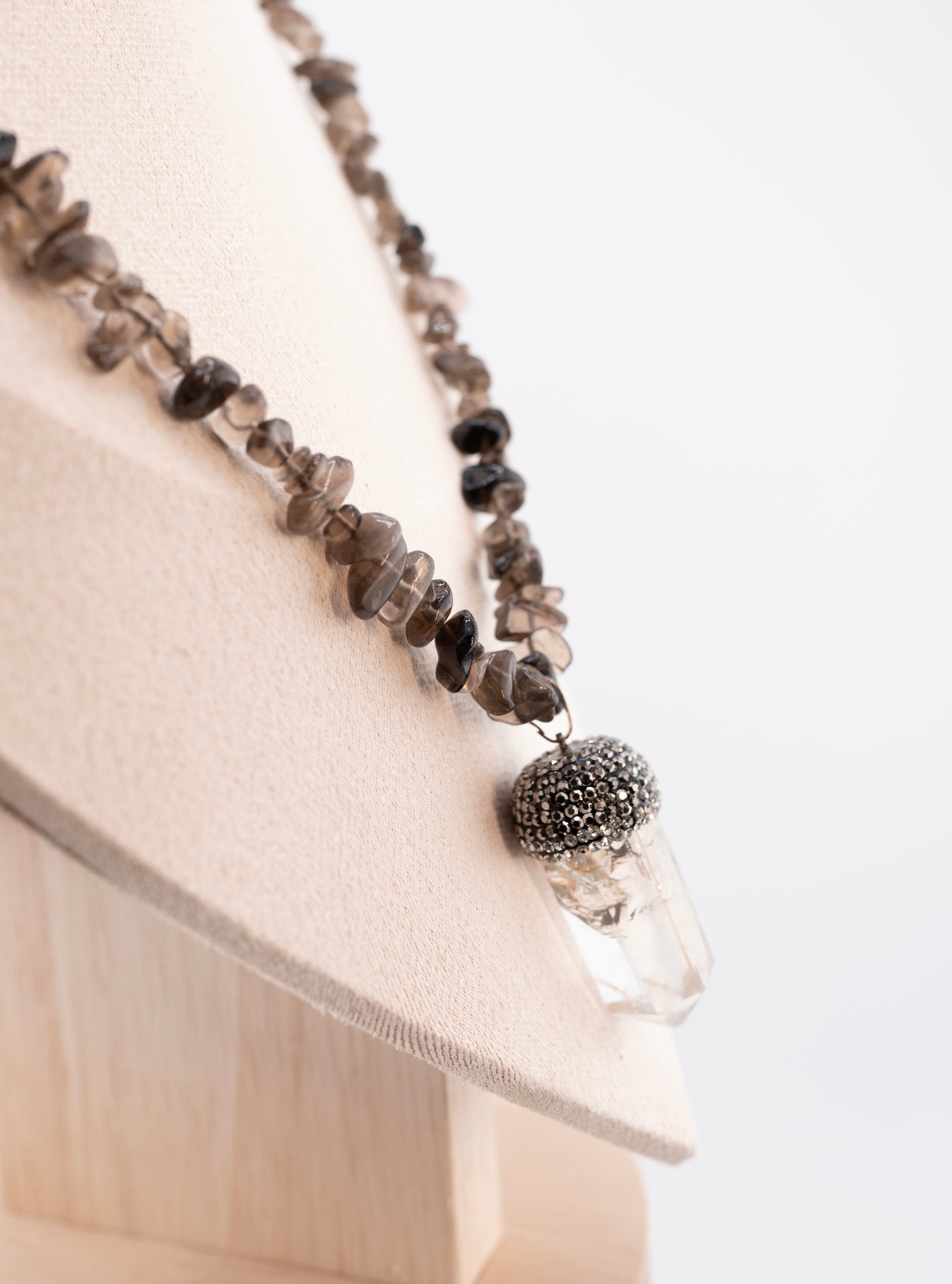 Smoky Quartz Chip Necklace with Raw Clear Quartz Crystal Pendant – Handmade Boho Healing Jewelry for Women – Energy Stone Necklace with Rhinestone Cap