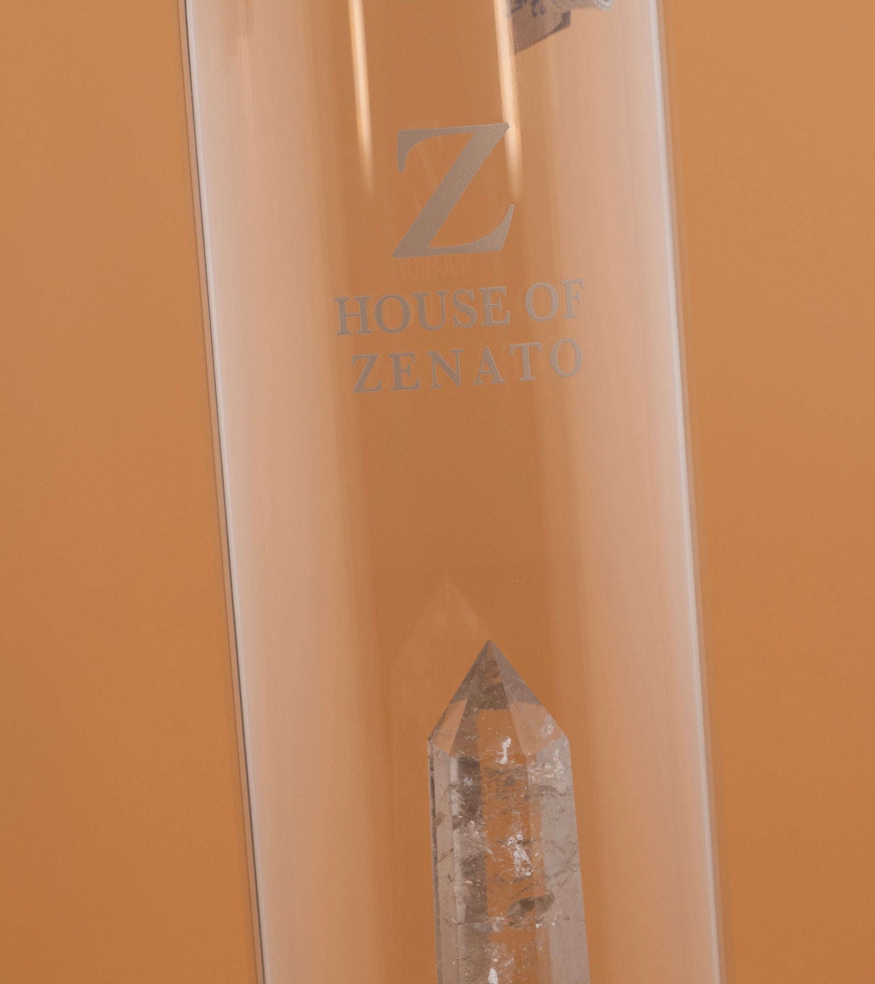 Milky Quartz Crystal Water Bottle – 18oz Borosilicate Glass Gemstone Elixir Bottle with Stainless Steel Lid – Healing Infuser Water Bottle for Clarity & Energy