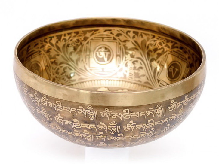 Forged singing bowl "LUMBINI" LB-006 (23,7cm, Key: E 162Hz)